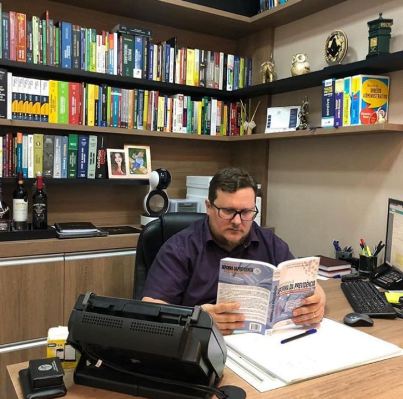 Dr. Sérgio Adriano Martins Martin 